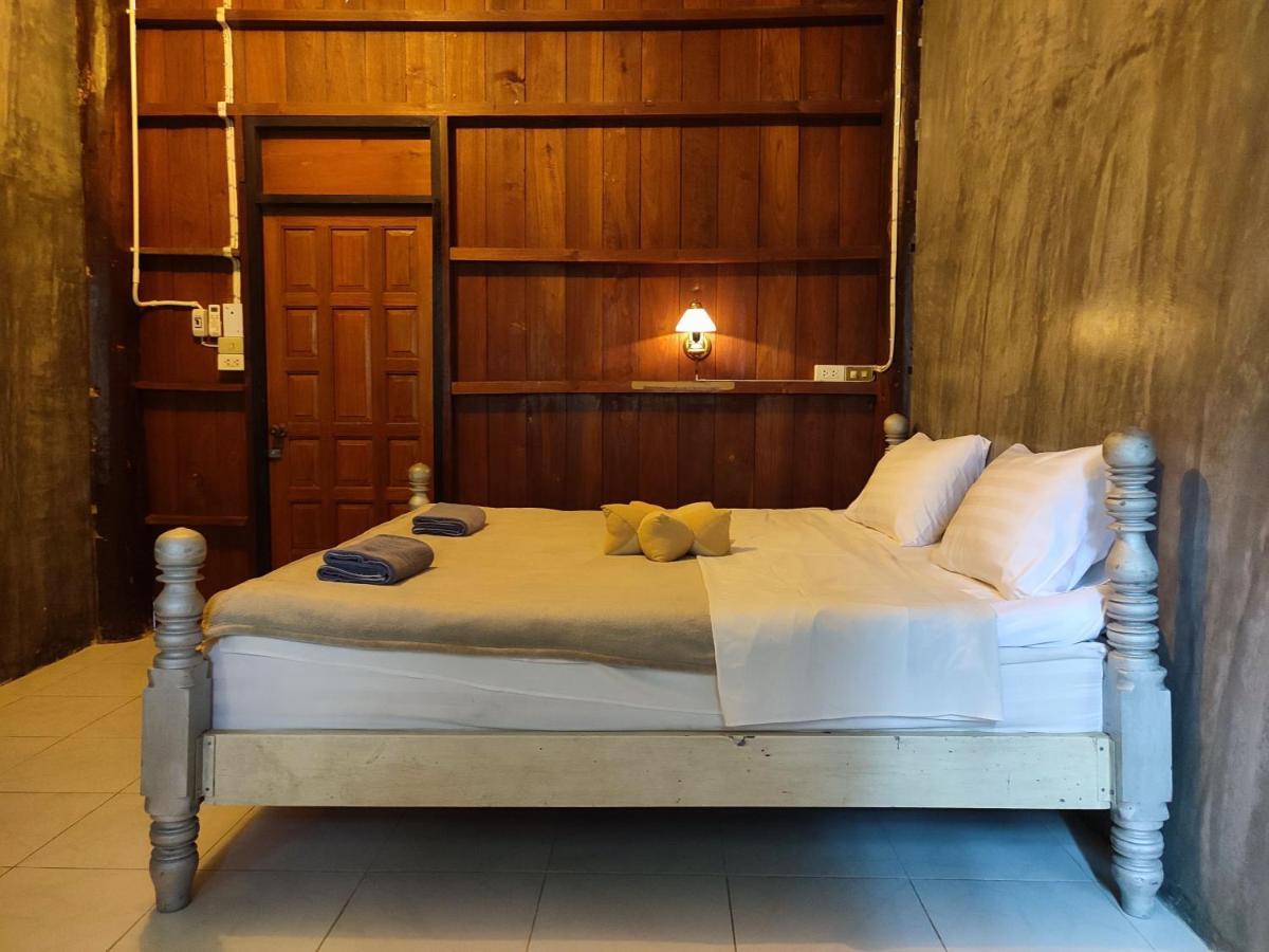 kwanlah homestay Mae Chaem Bagian luar foto