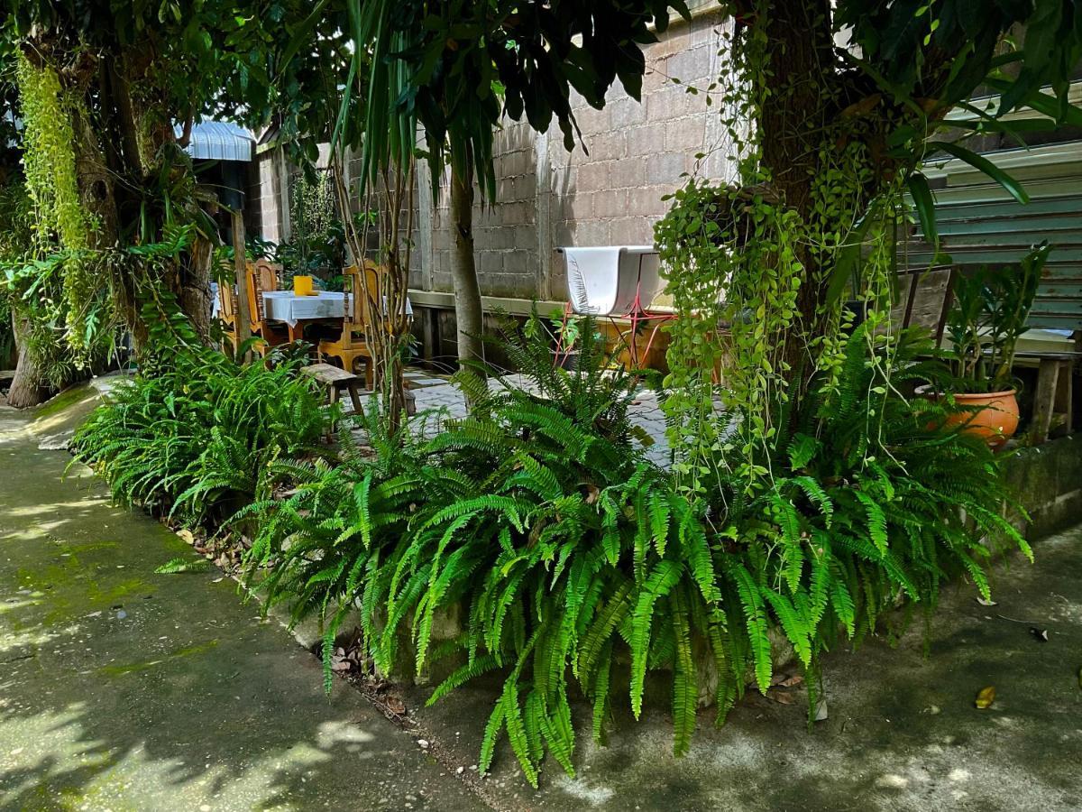 kwanlah homestay Mae Chaem Bagian luar foto