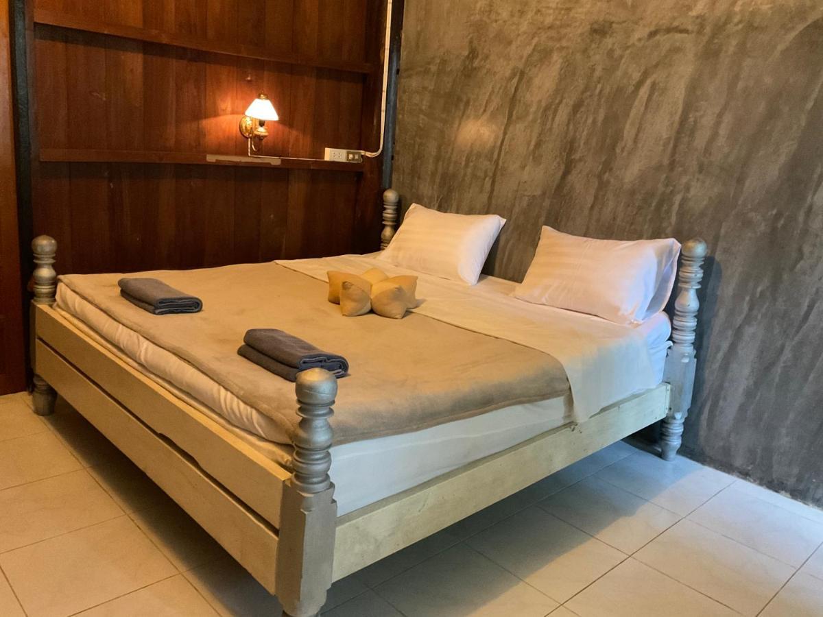 kwanlah homestay Mae Chaem Bagian luar foto